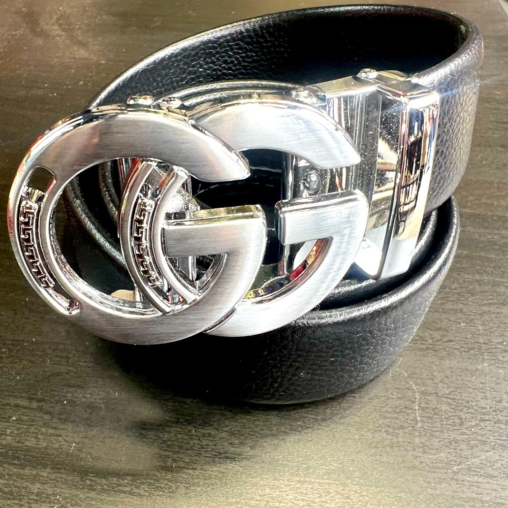 Men belt 
Fashionable